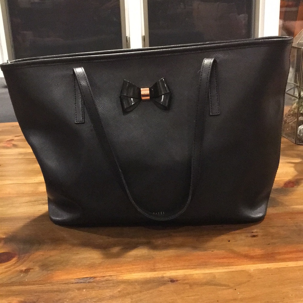 Ted Baker Tote in Black